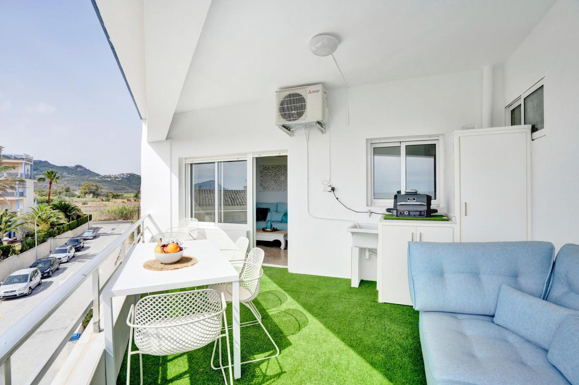 Apartment Seaview Beachlove Les Deveses